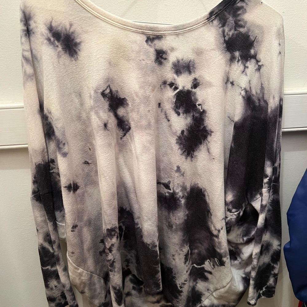 Akira Tie Dye Long Sleeve Tee